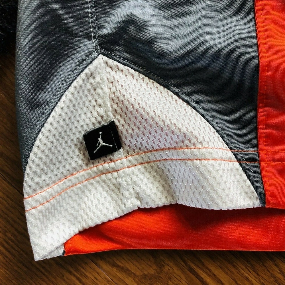 Retro Jordan Jumpman Shorts XXL - Picture 5 of 6